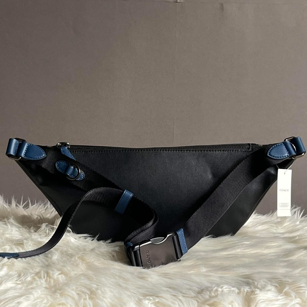 C3795 - Coach League Belt Bag in Signature Jacquard - Picture 8 of 11